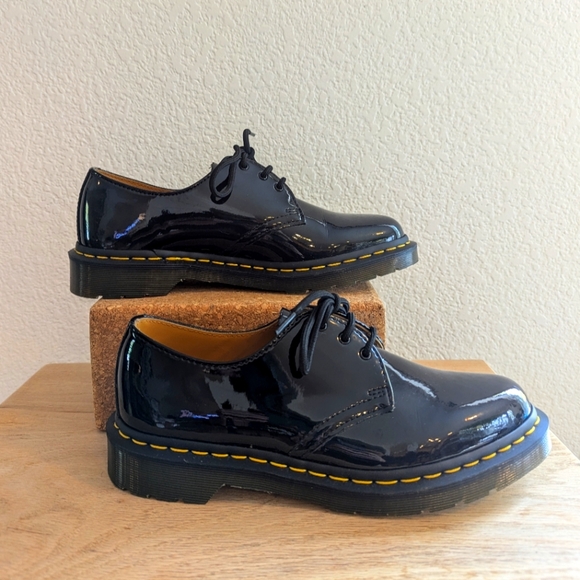 DOC MARTENS 1461 PATENT LEATHER OXFORDS - BLACK - NWOB - Picture 4 of 11